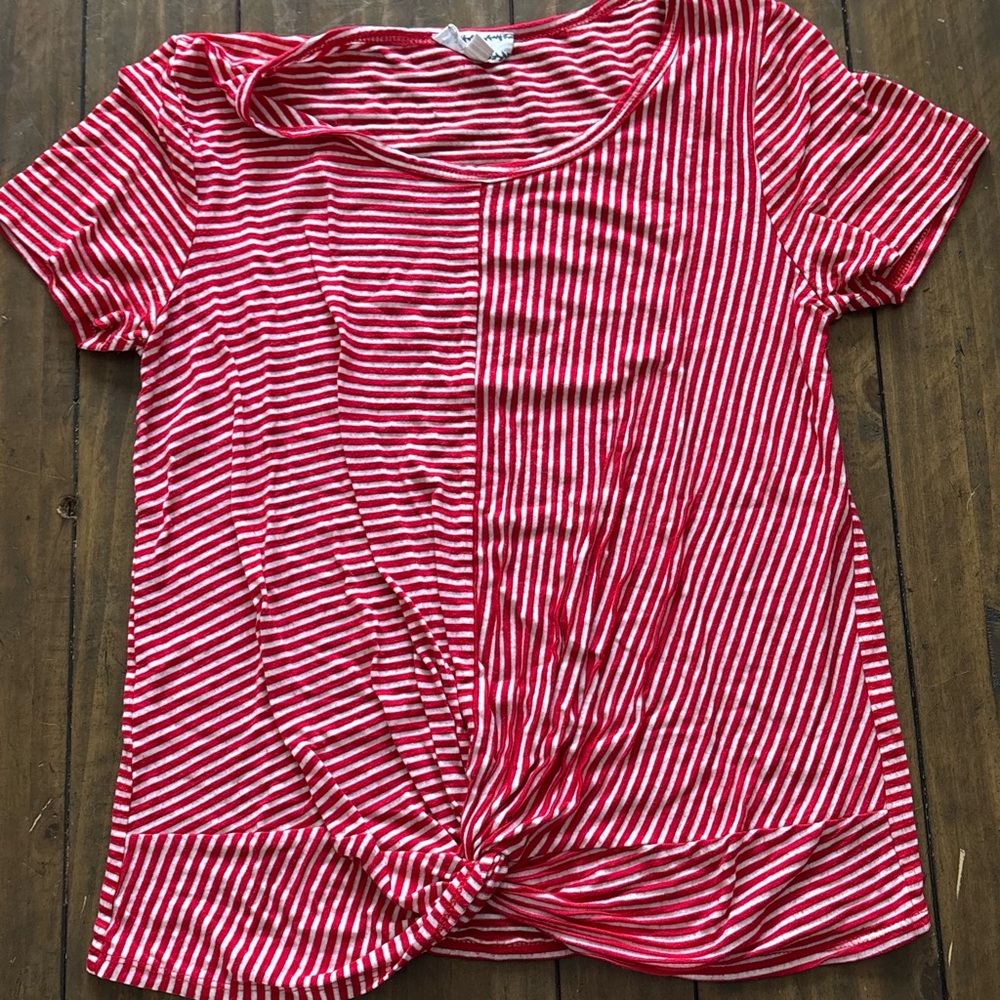 Chic Red and White Striped Women's Tee